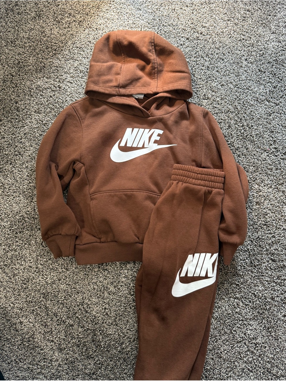 Nike Brown Hoodie & Sweatpants Set with White Logo